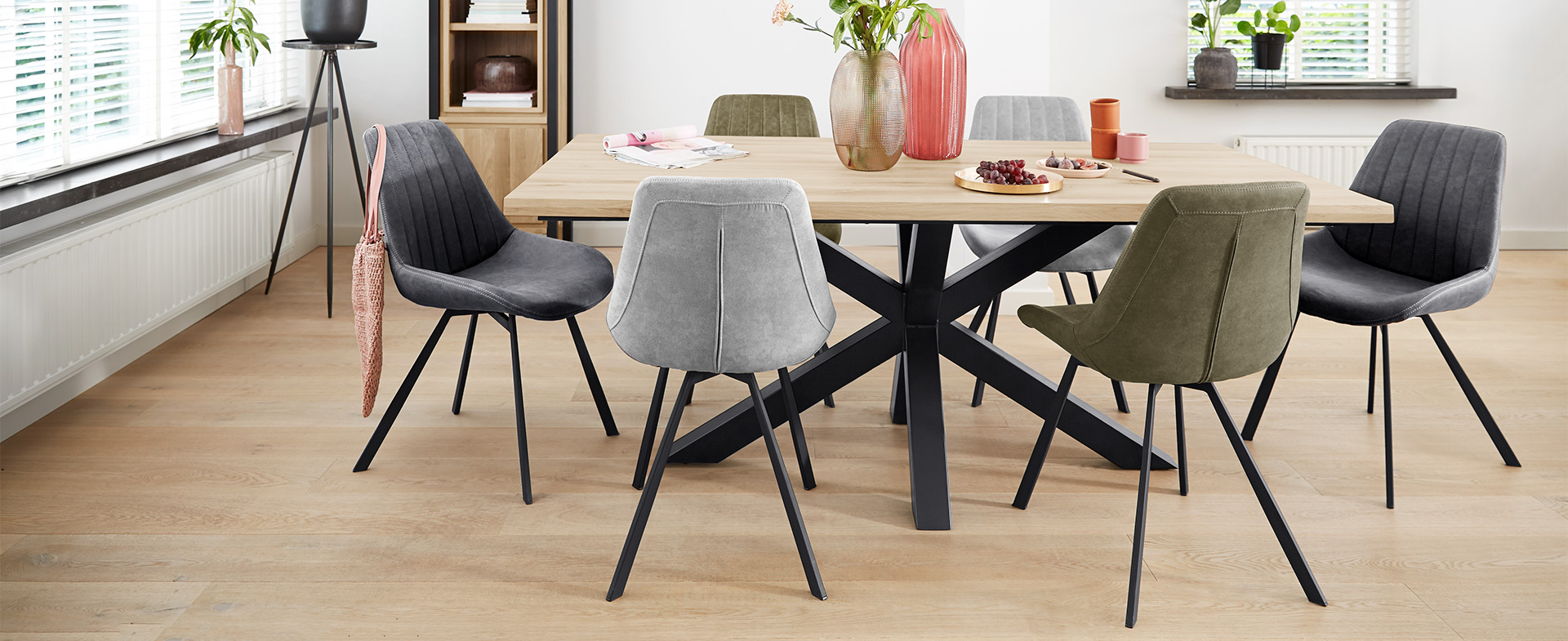 Eetkamerstoelen Eetkamerstoelen